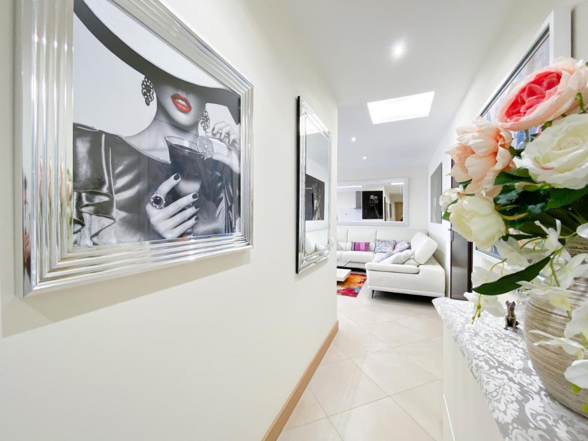 Luxury Condominium Apartment With Swimming Pool #1903 ラゴス エクステリア 写真