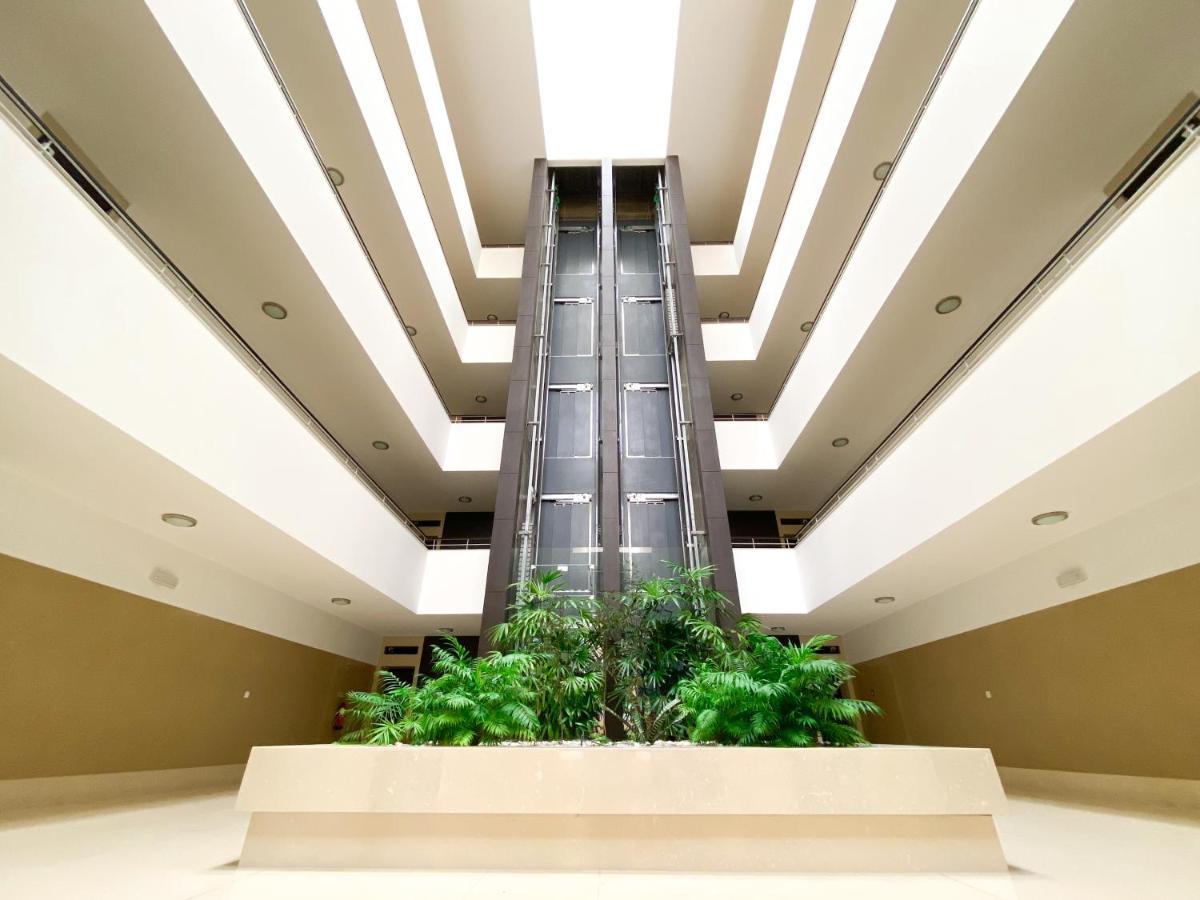 Luxury Condominium Apartment With Swimming Pool #1903 ラゴス エクステリア 写真
